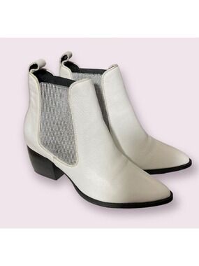 Sol Sana Women's Dials Boot in White/Silver Size 7.5/38